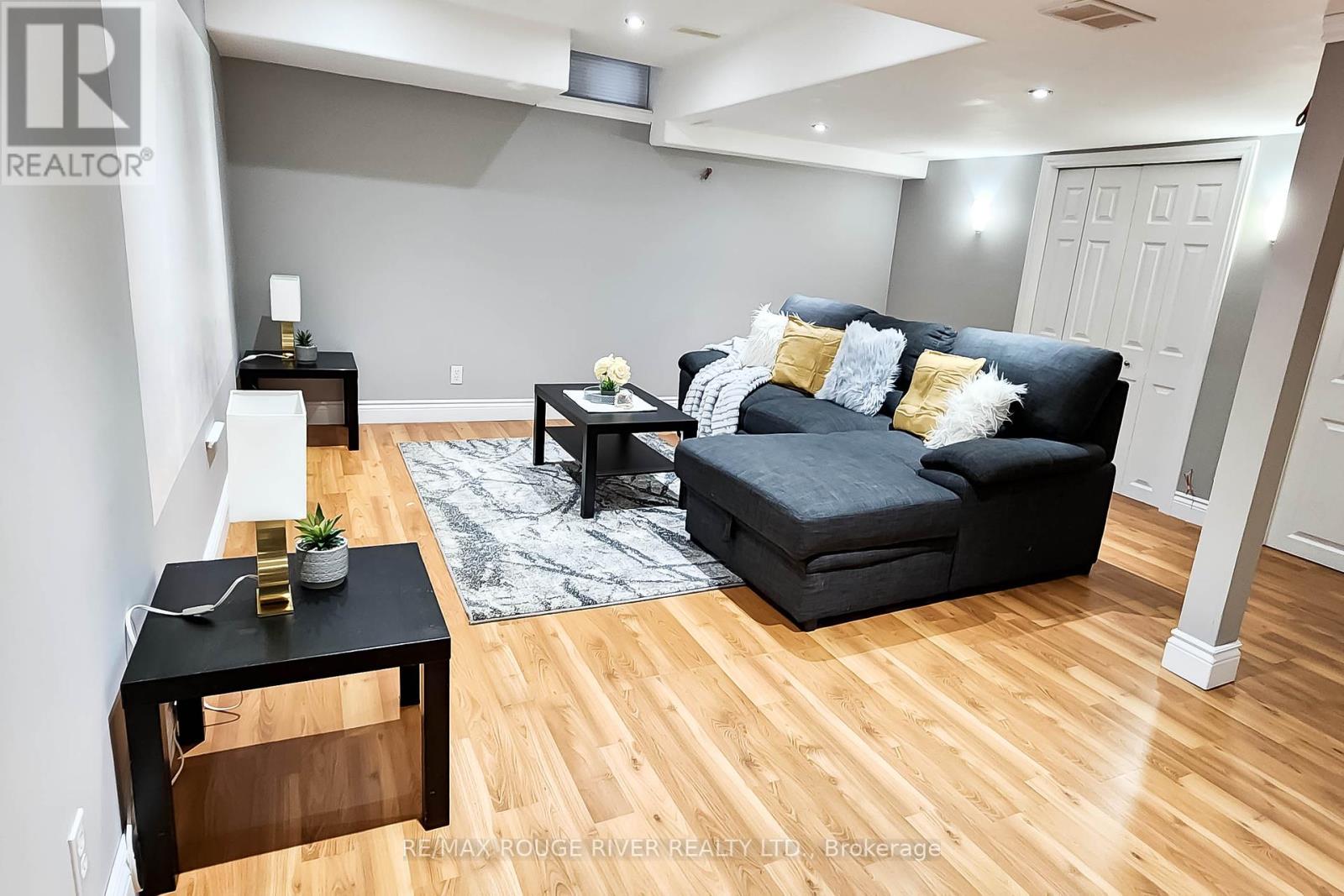 74 Meadow Wood Crescent, Hamilton, Ontario  L8J 3Z8 - Photo 22 - X12448451