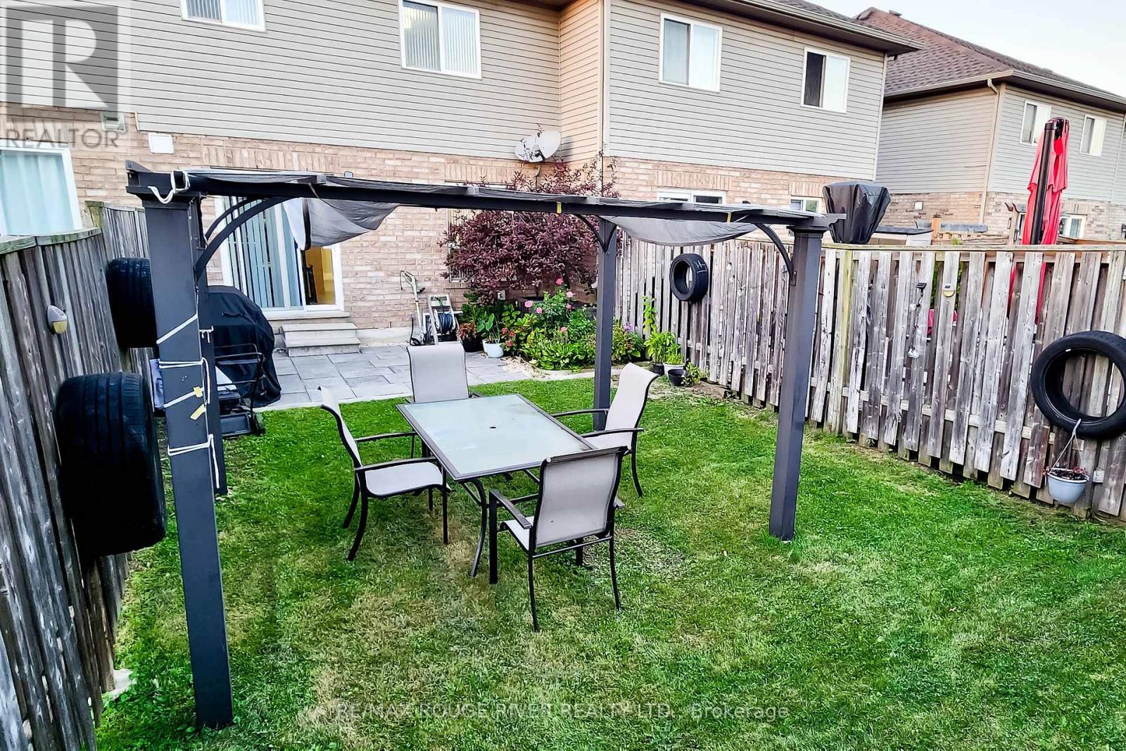 74 Meadow Wood Crescent, Hamilton, Ontario  L8J 3Z8 - Photo 29 - X12448451