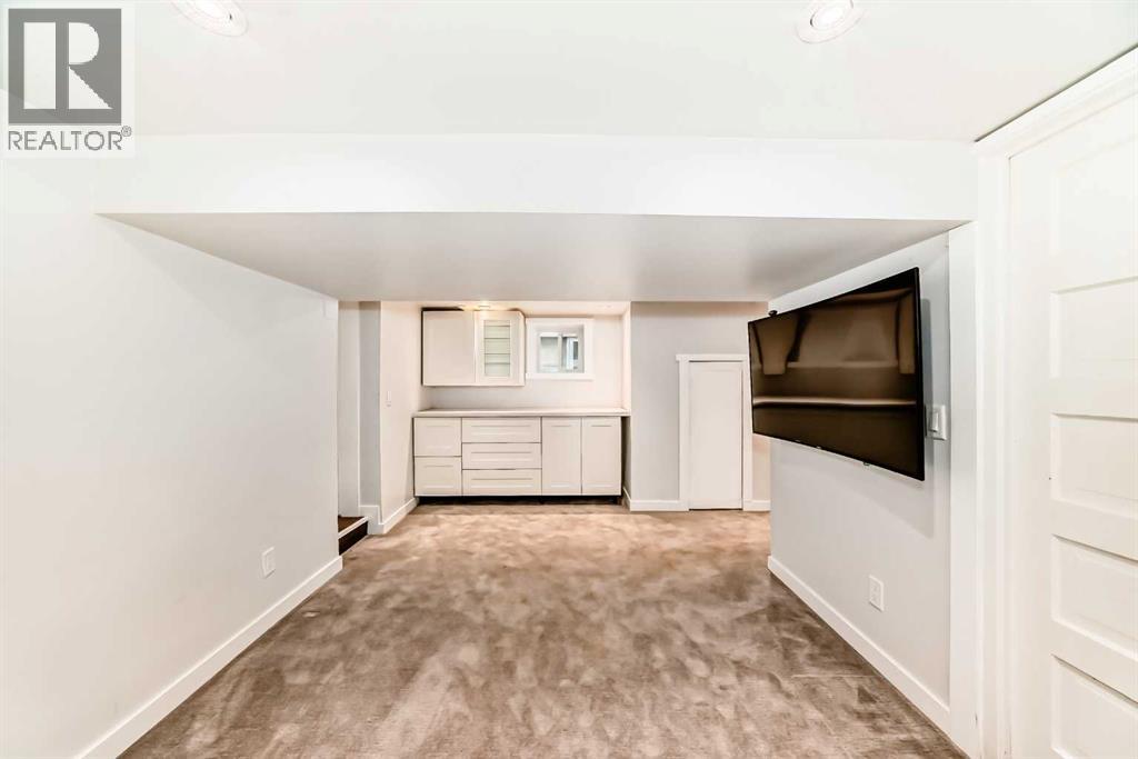 1612 Bowness Road Nw, Calgary, Alberta  T2N 3J9 - Photo 40 - A2261070