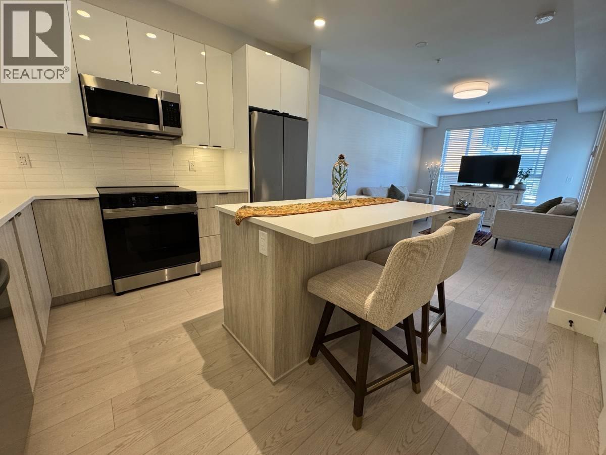 402 11655 Fraser St, Maple Ridge, British Columbia  V2X 6W9 - Photo 2 - R3056057