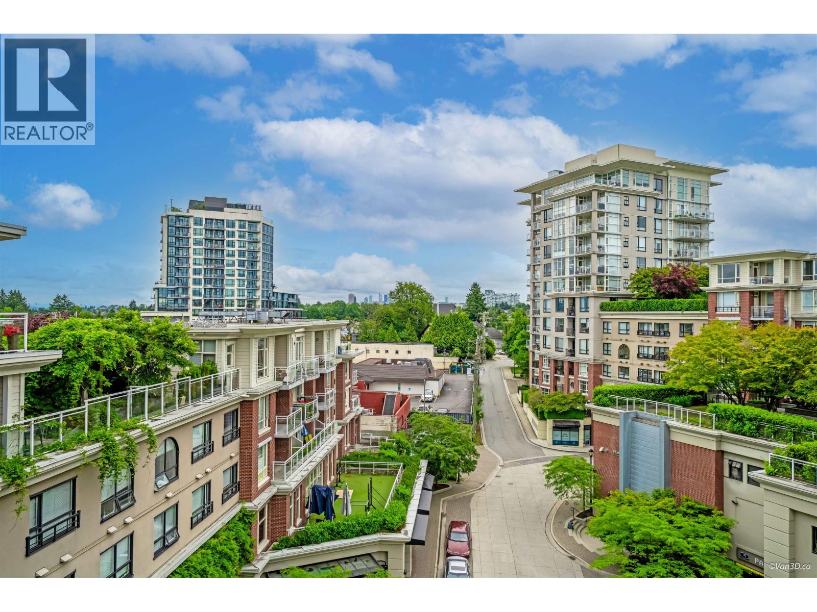 603 4028 Knight Street, Vancouver, British Columbia  V5N 5Y8 - Photo 2 - R3056031
