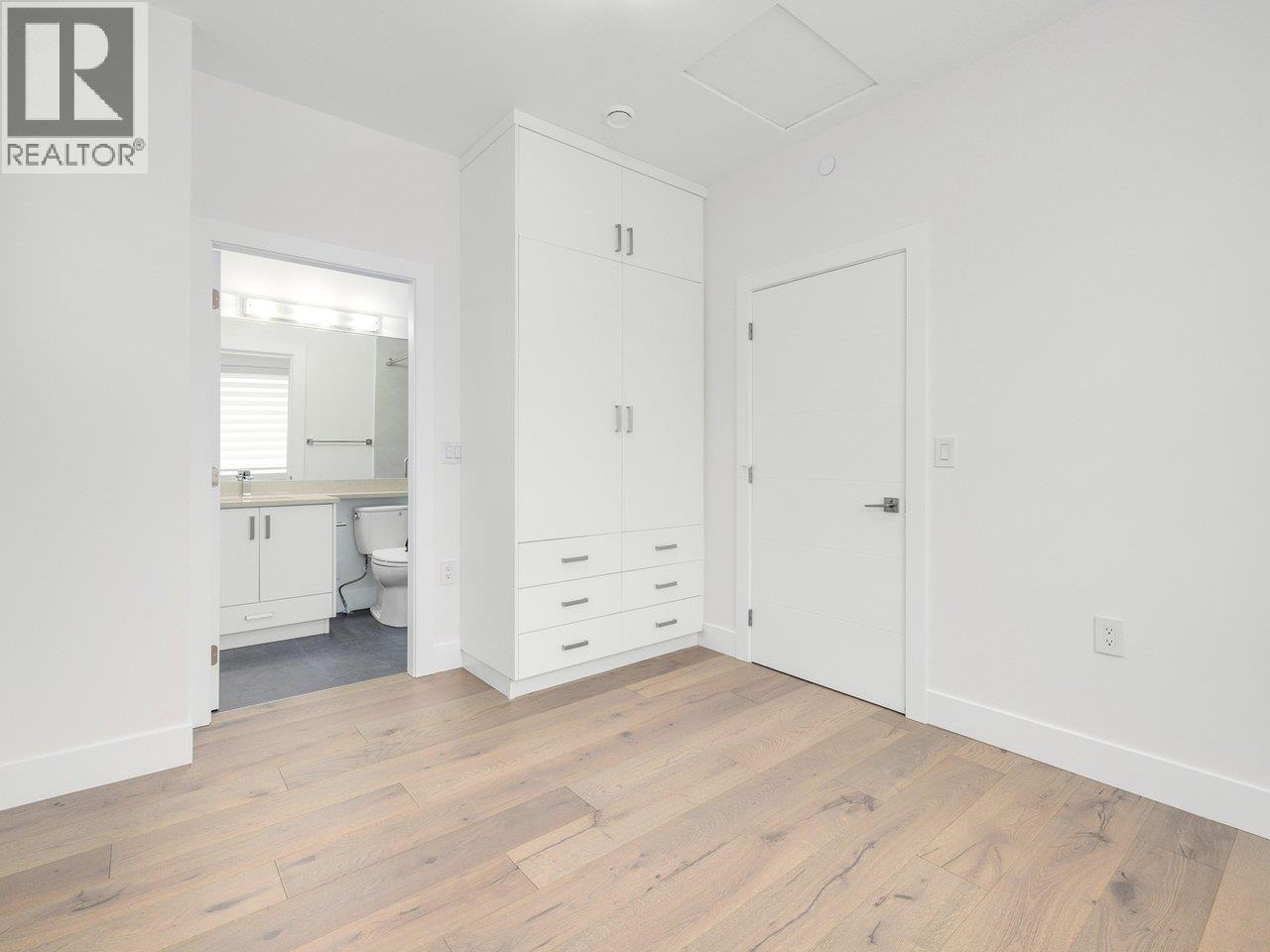 2 3571 E 28th Avenue, Vancouver, British Columbia  V5R 1T4 - Photo 13 - R3043167