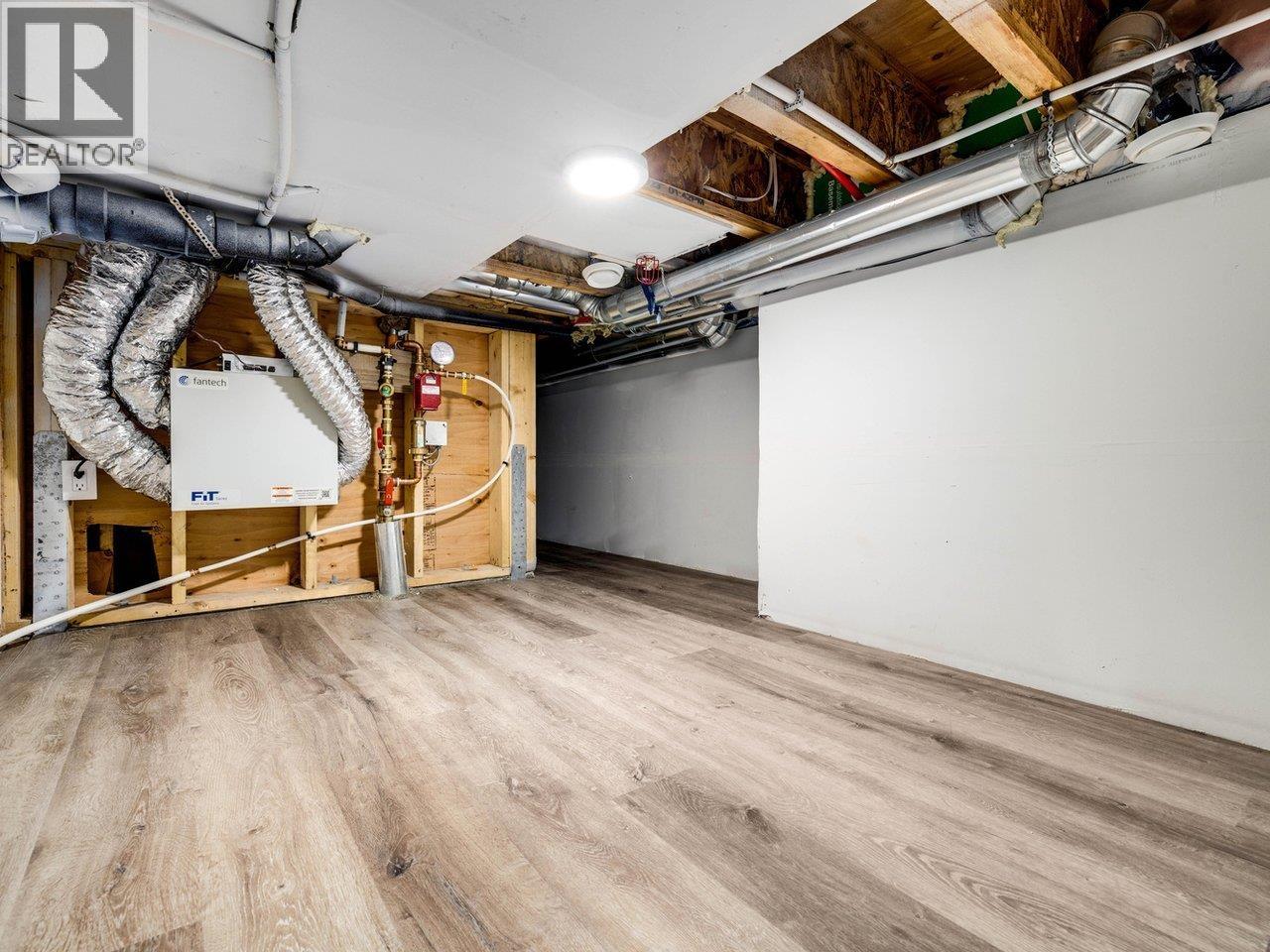 2 3571 E 28th Avenue, Vancouver, British Columbia  V5R 1T4 - Photo 22 - R3043167