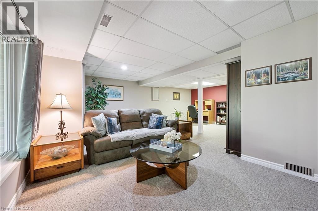 365 Bennington Gate Unit# 37, Waterloo, Ontario  N2T 2L1 - Photo 32 - 40776577
