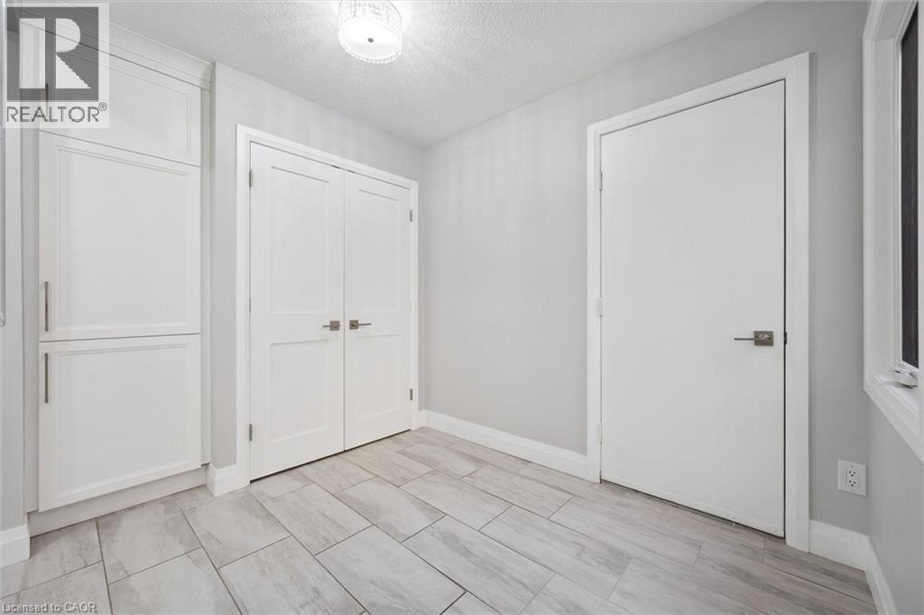 365 Bennington Gate Unit# 37, Waterloo, Ontario  N2T 2L1 - Photo 6 - 40776577