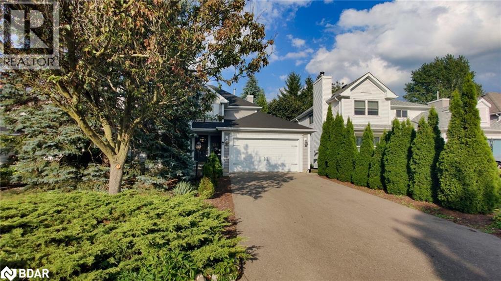 218 DORCHESTER Place, Waterloo, Ontario