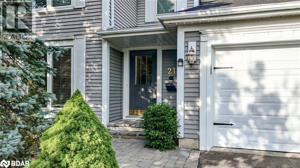 218 Dorchester Place, Waterloo, Ontario  N2T 2H7 - Photo 2 - 40766945