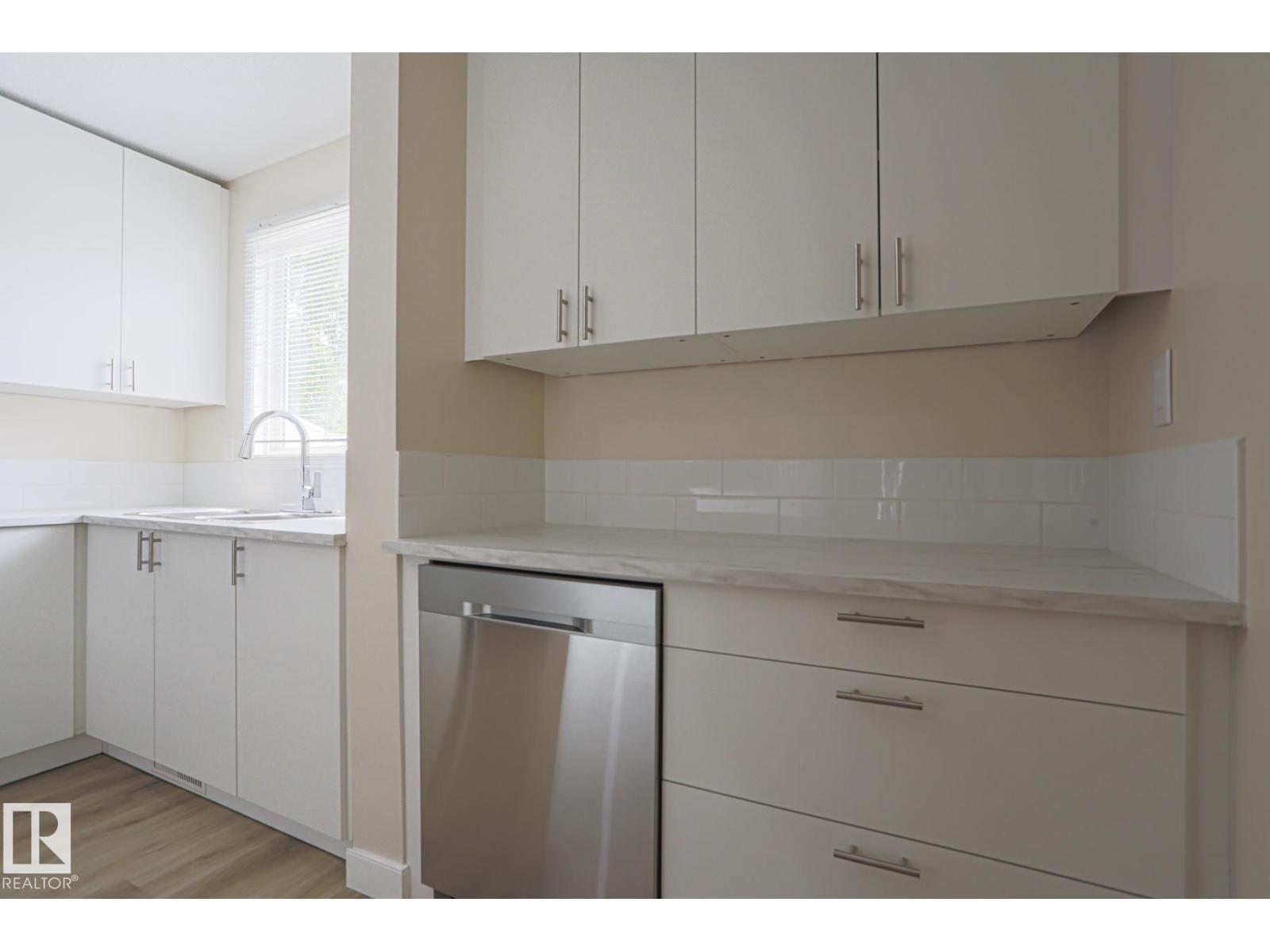5534 145 Av Nw, Edmonton, Alberta  T5A 3R3 - Photo 4 - E4440550