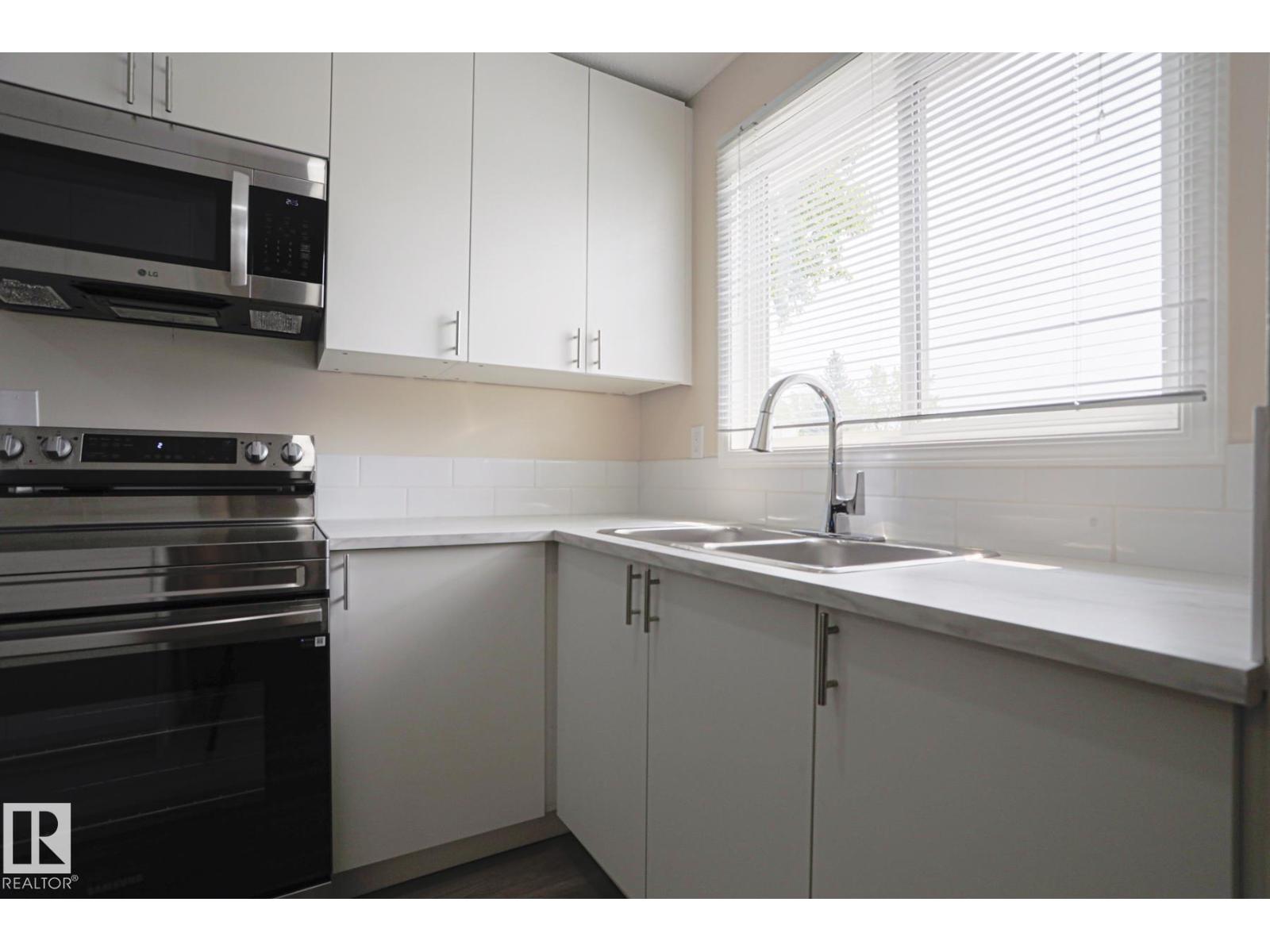 5534 145 Av Nw, Edmonton, Alberta  T5A 3R3 - Photo 5 - E4440550
