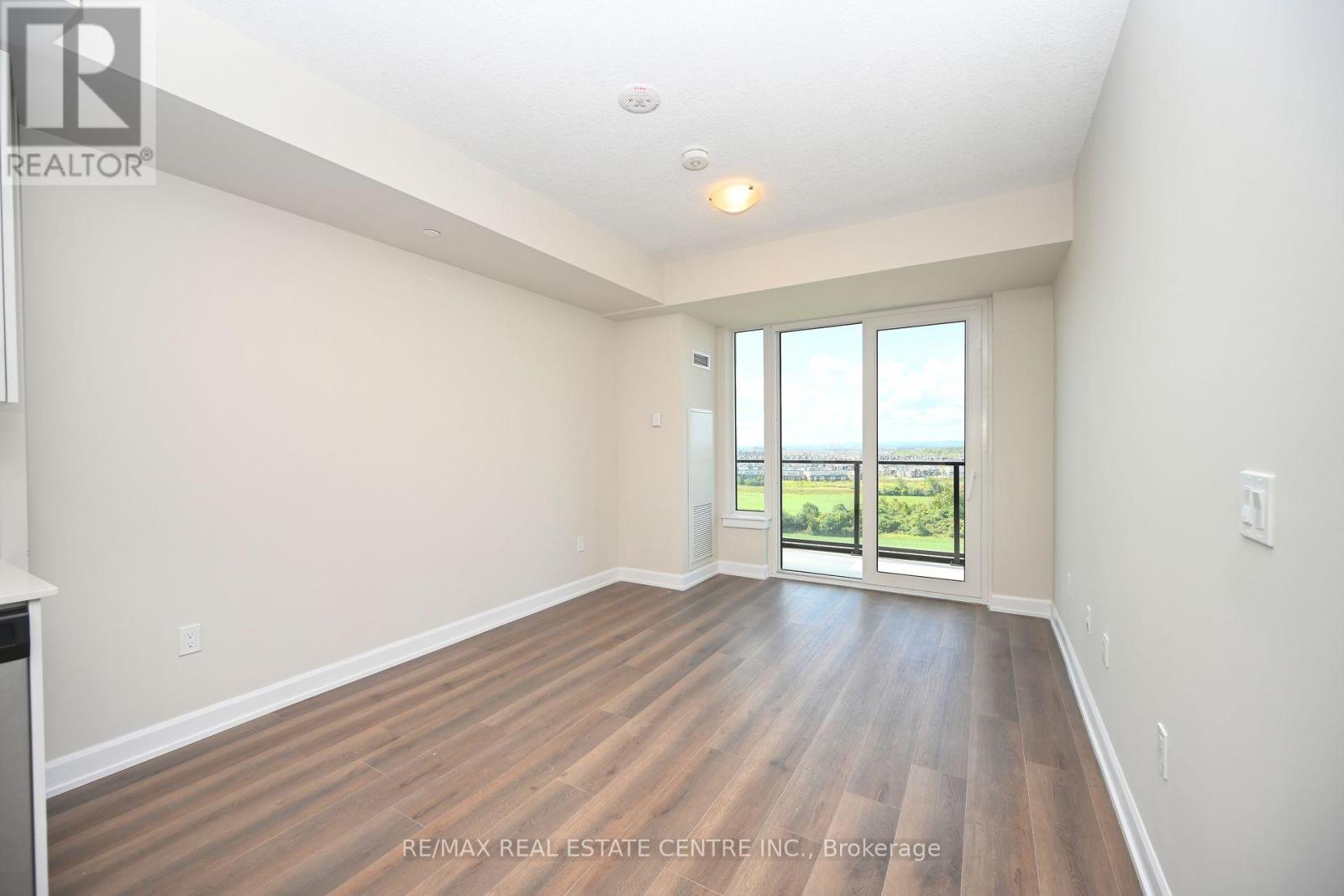1207 - 3200 William Coltson Avenue, Oakville, Ontario  L6H 7W6 - Photo 10 - W12448469