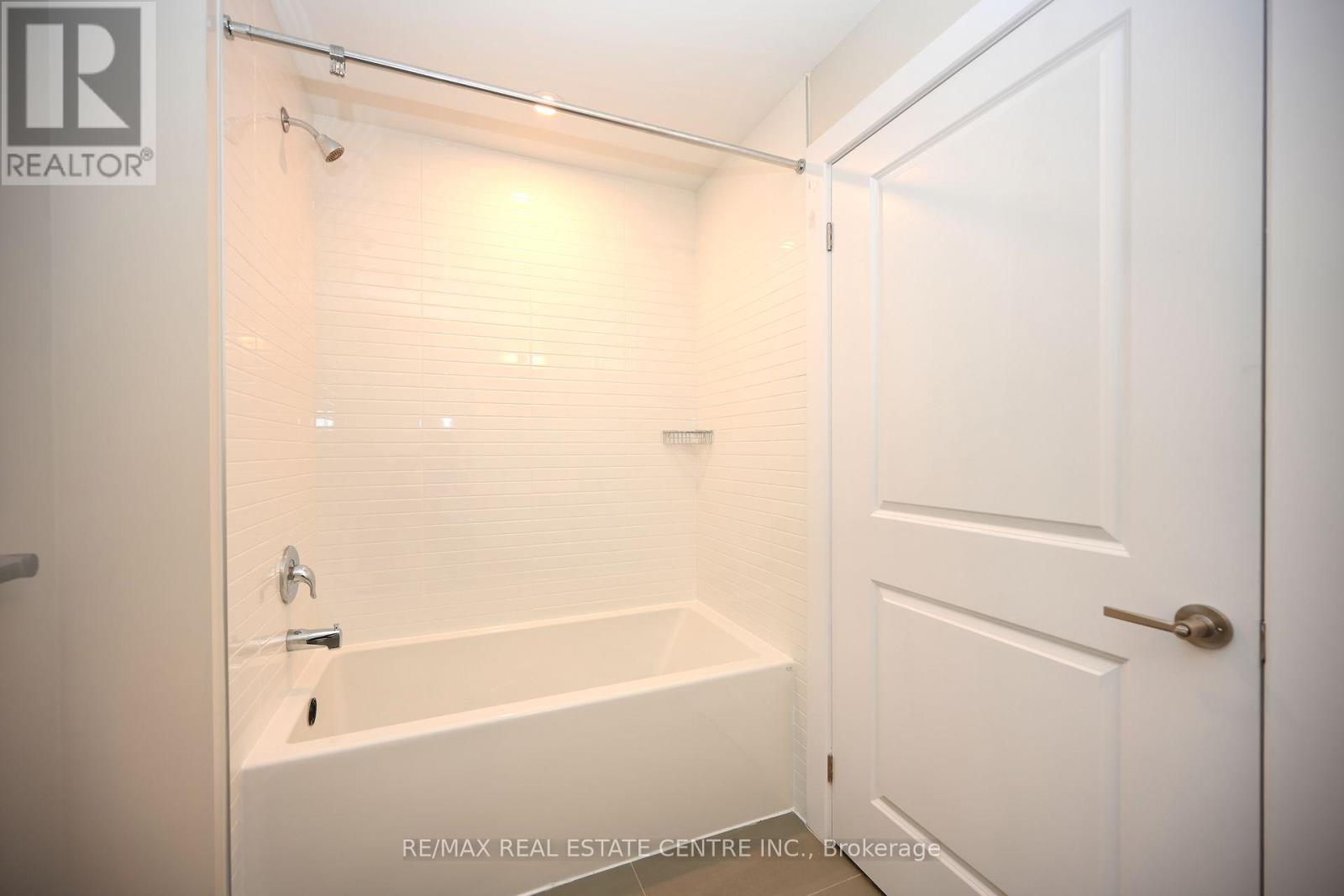 1207 - 3200 William Coltson Avenue, Oakville, Ontario  L6H 7W6 - Photo 25 - W12448469
