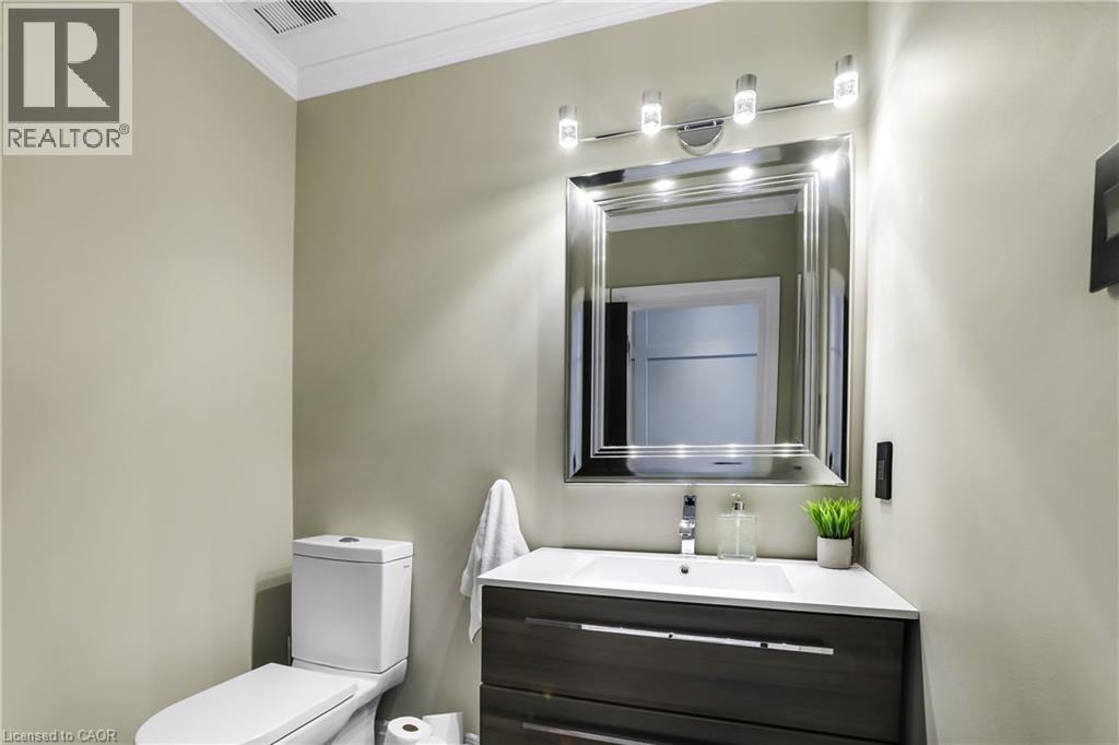 8 Warwick Road, Hamilton, Ontario  L8E 1Y3 - Photo 14 - 40742152