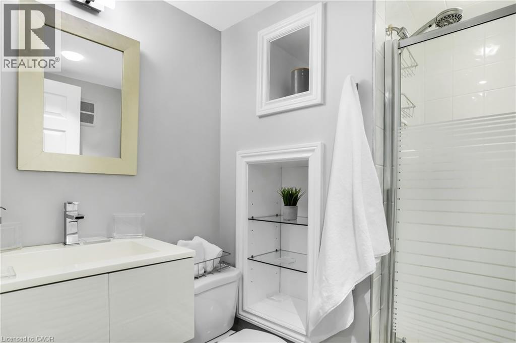 231 #8 Highway, Stoney Creek, Ontario  L8G 1E2 - Photo 31 - 40742200