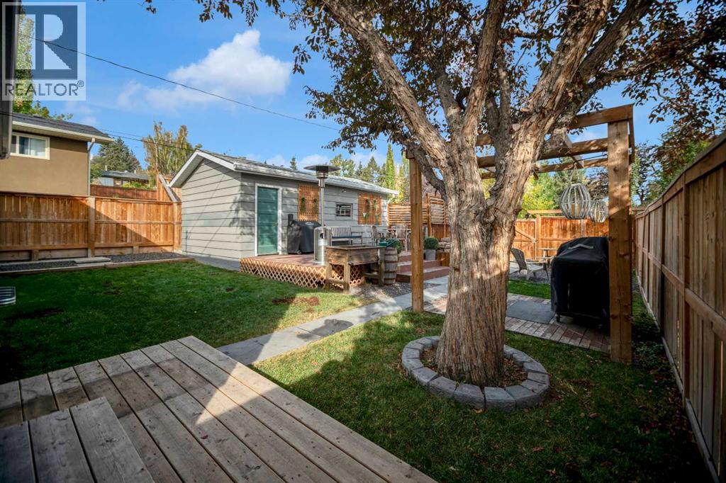 51 Hazelwood Crescent Sw, Calgary, Alberta  T2V 3C1 - Photo 28 - A2260753