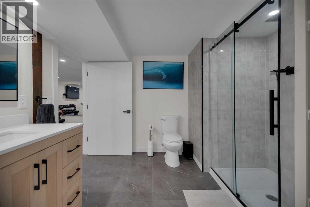 51 Hazelwood Crescent Sw, Calgary, Alberta  T2V 3C1 - Photo 22 - A2260753
