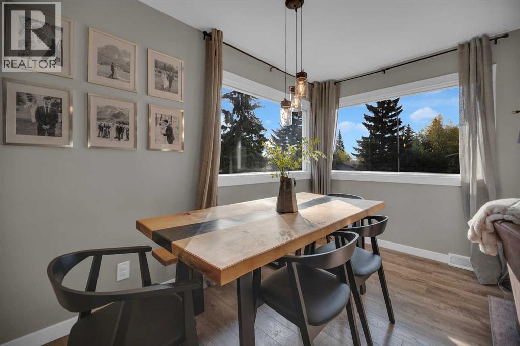 51 Hazelwood Crescent Sw, Calgary, Alberta  T2V 3C1 - Photo 7 - A2260753