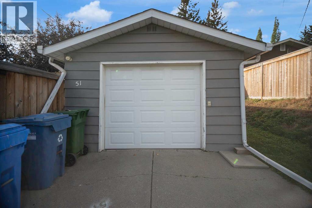 51 Hazelwood Crescent Sw, Calgary, Alberta  T2V 3C1 - Photo 29 - A2260753
