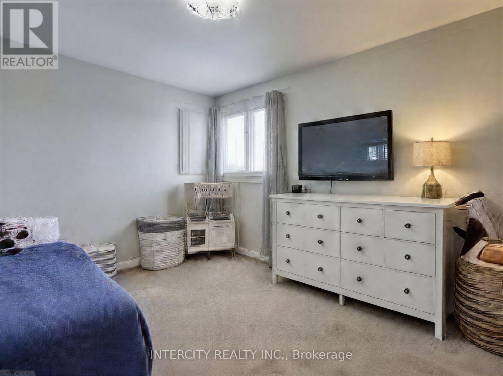 132 John Davies Drive E, Woodstock, Ontario  N4T 1N1 - Photo 15 - X12427253