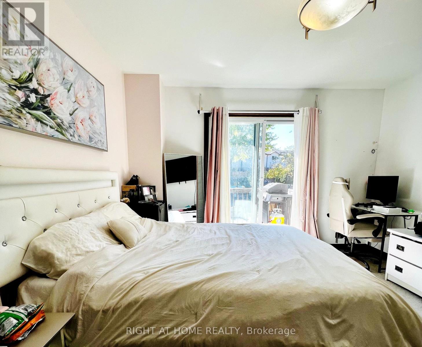 Unknown Address, ,     - Photo 12 - X12448466