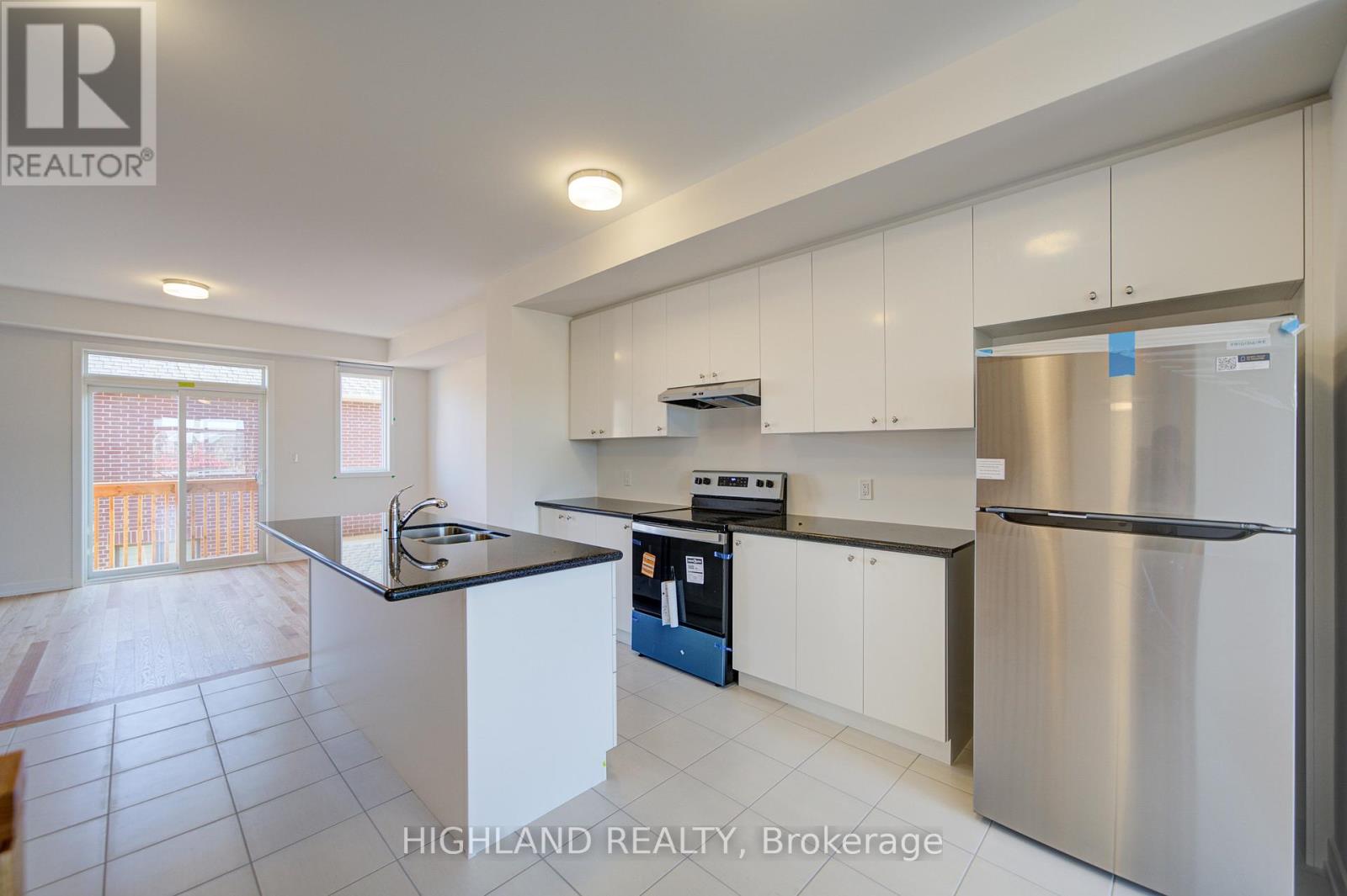 1164 Dartmouth Crescent, Oakville, Ontario  L6H 7H5 - Photo 13 - W12439100