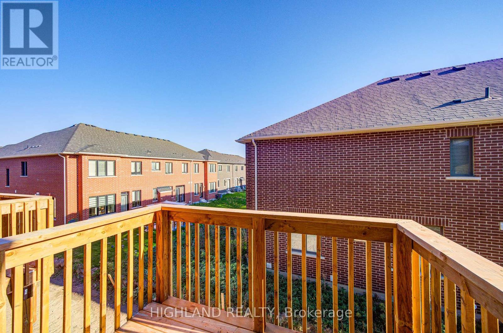 1164 Dartmouth Crescent, Oakville, Ontario  L6H 7H5 - Photo 20 - W12439100