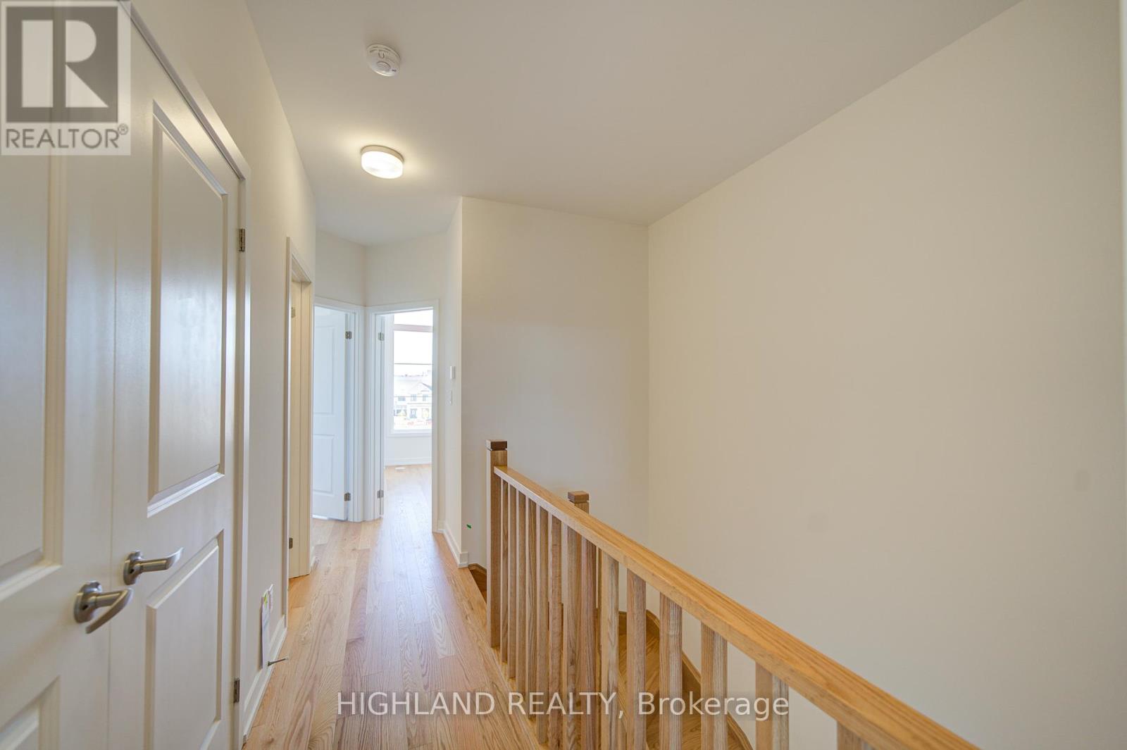 1164 Dartmouth Crescent, Oakville, Ontario  L6H 7H5 - Photo 21 - W12439100