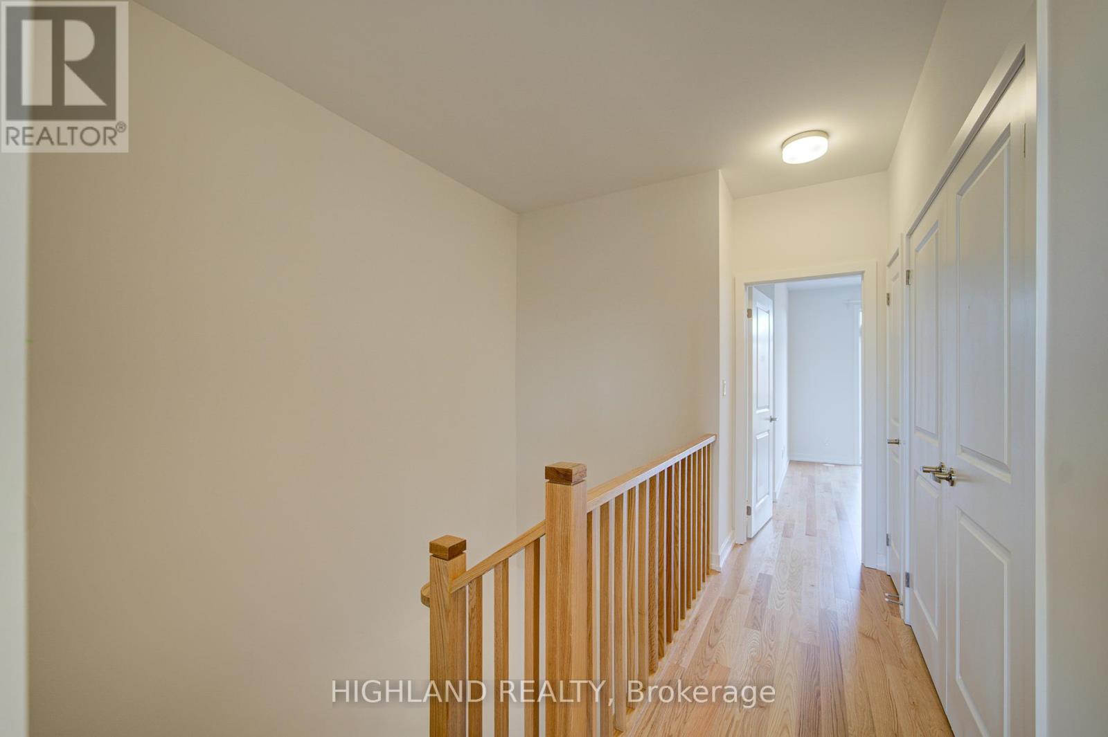 1164 Dartmouth Crescent, Oakville, Ontario  L6H 7H5 - Photo 22 - W12439100