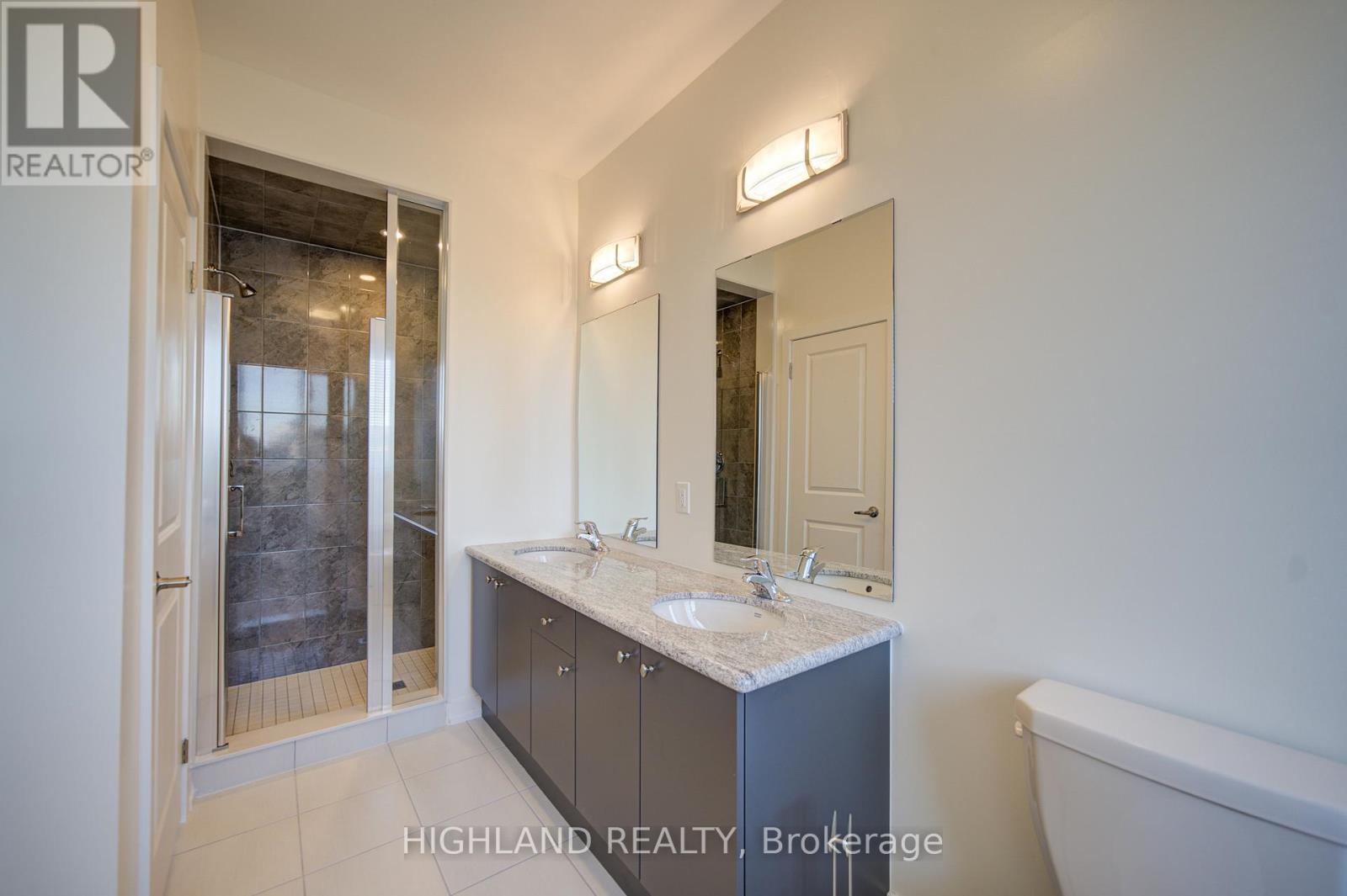 1164 Dartmouth Crescent, Oakville, Ontario  L6H 7H5 - Photo 39 - W12439100