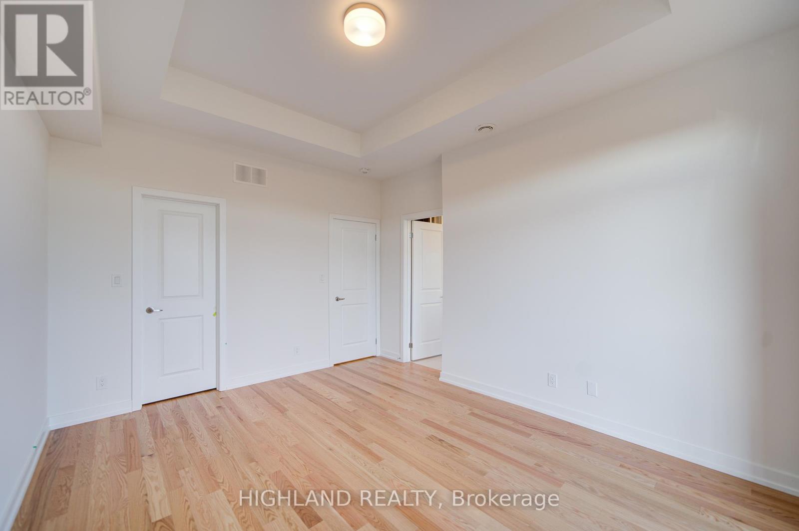 1164 Dartmouth Crescent, Oakville, Ontario  L6H 7H5 - Photo 35 - W12439100