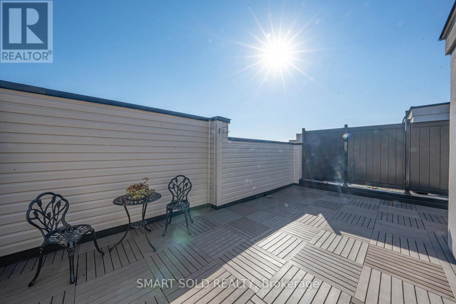 18 - 6 Sayers Lane, Richmond Hill, Ontario  L4E 1J4 - Photo 27 - N12446060