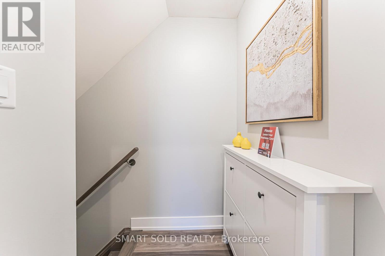 18 - 6 Sayers Lane, Richmond Hill, Ontario  L4E 1J4 - Photo 6 - N12446060