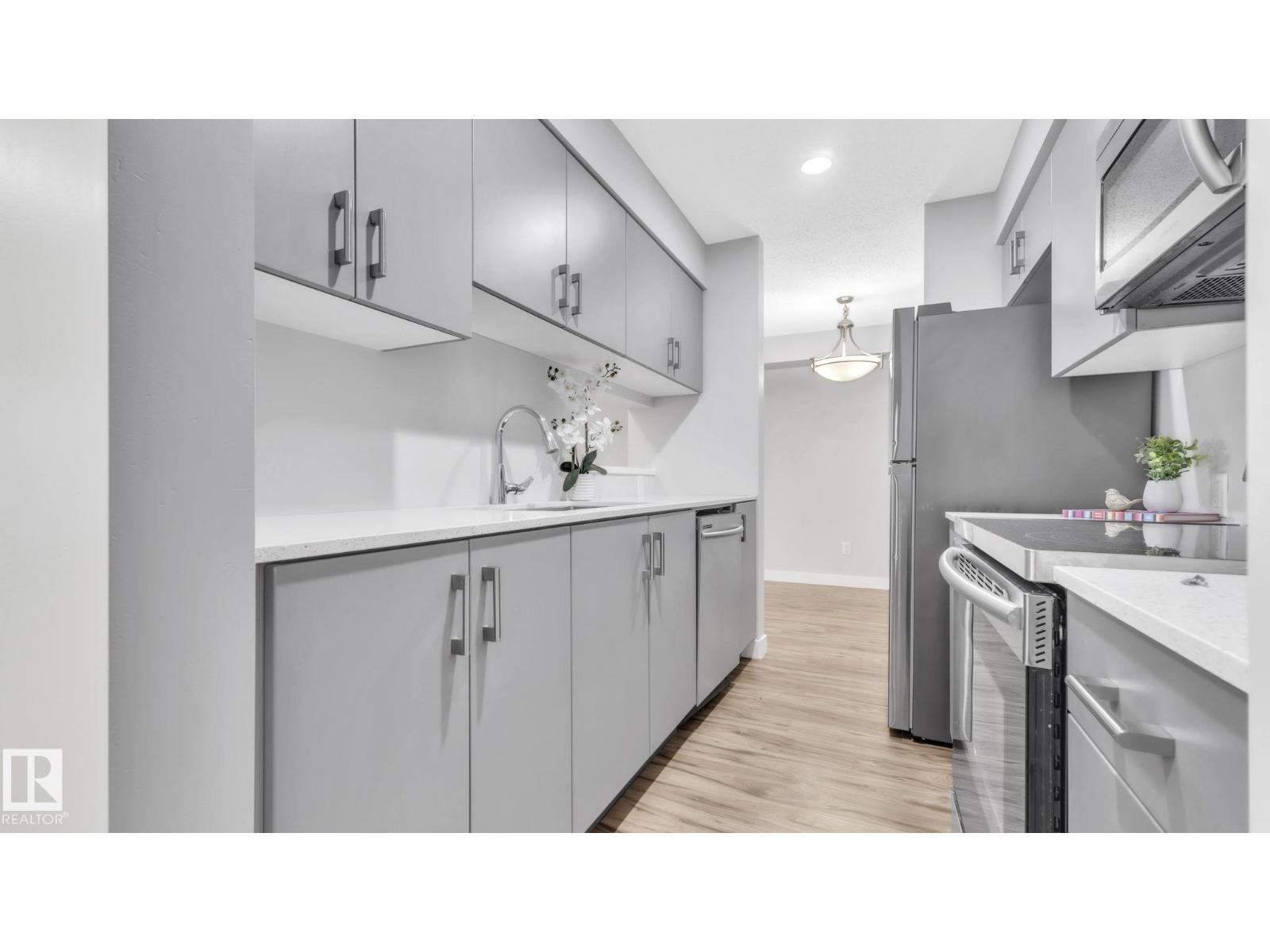 #102 11511 27 Av Nw, Edmonton, Alberta  T6J 7J8 - Photo 5 - E4461095
