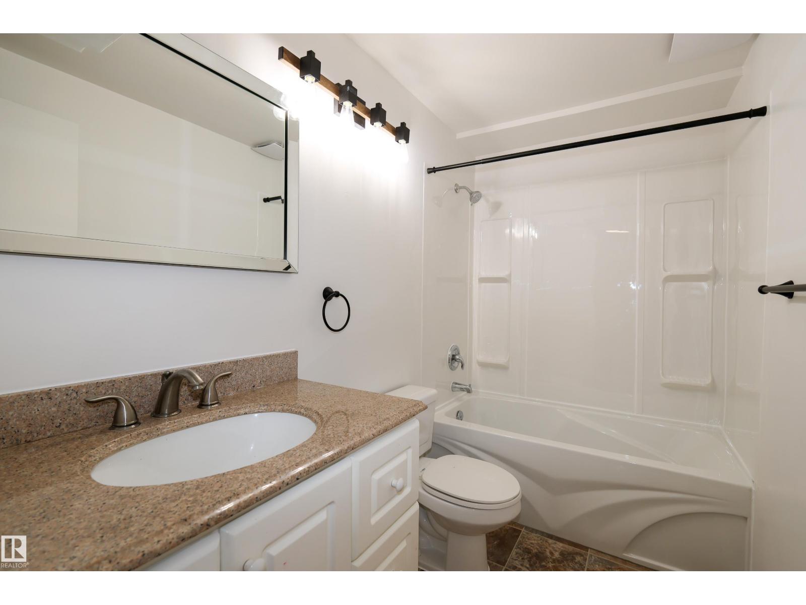 2577 135 Av Nw, Edmonton, Alberta  T5A 3S5 - Photo 15 - E4461097