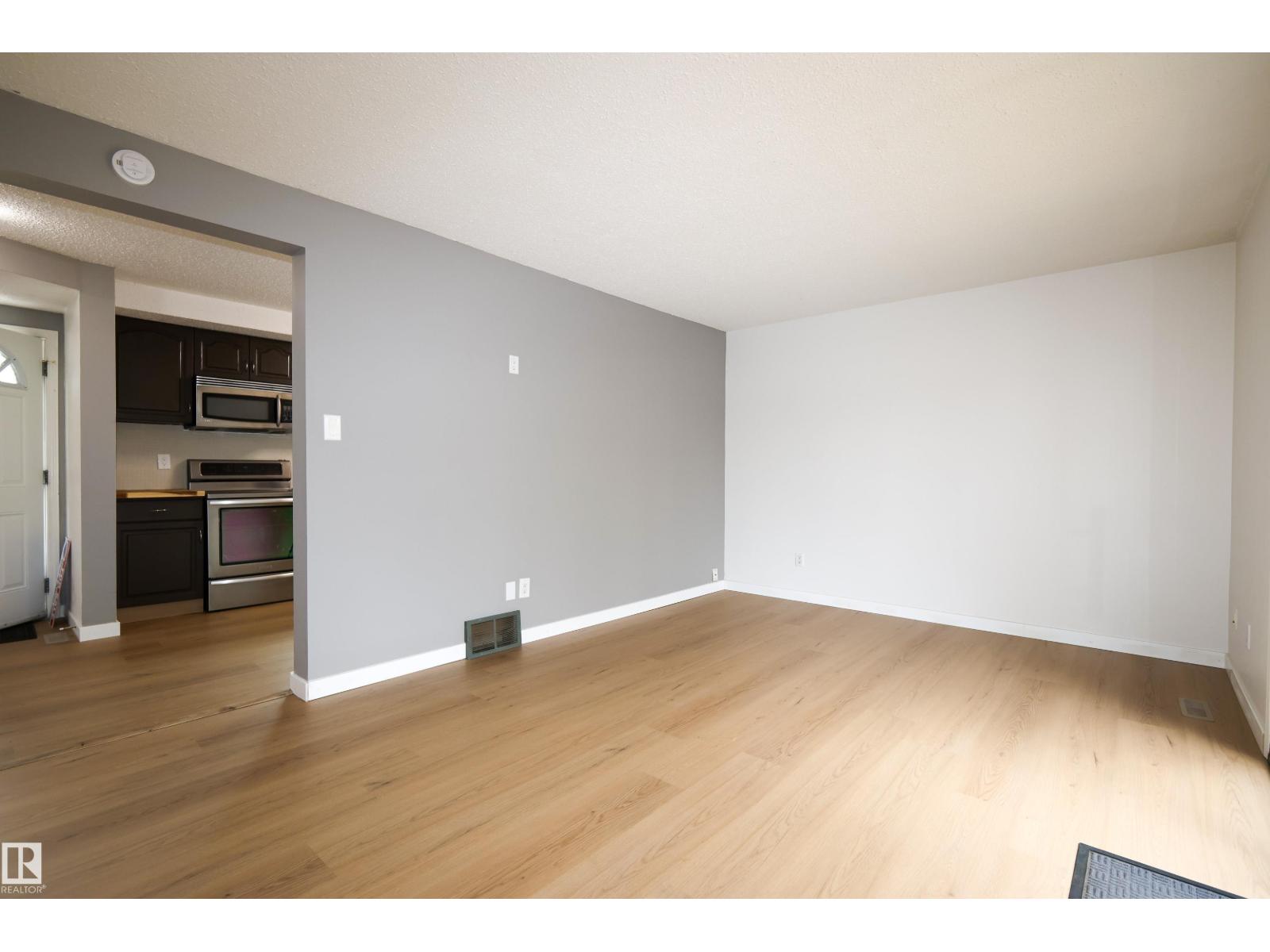 2577 135 Av Nw, Edmonton, Alberta  T5A 3S5 - Photo 8 - E4461097