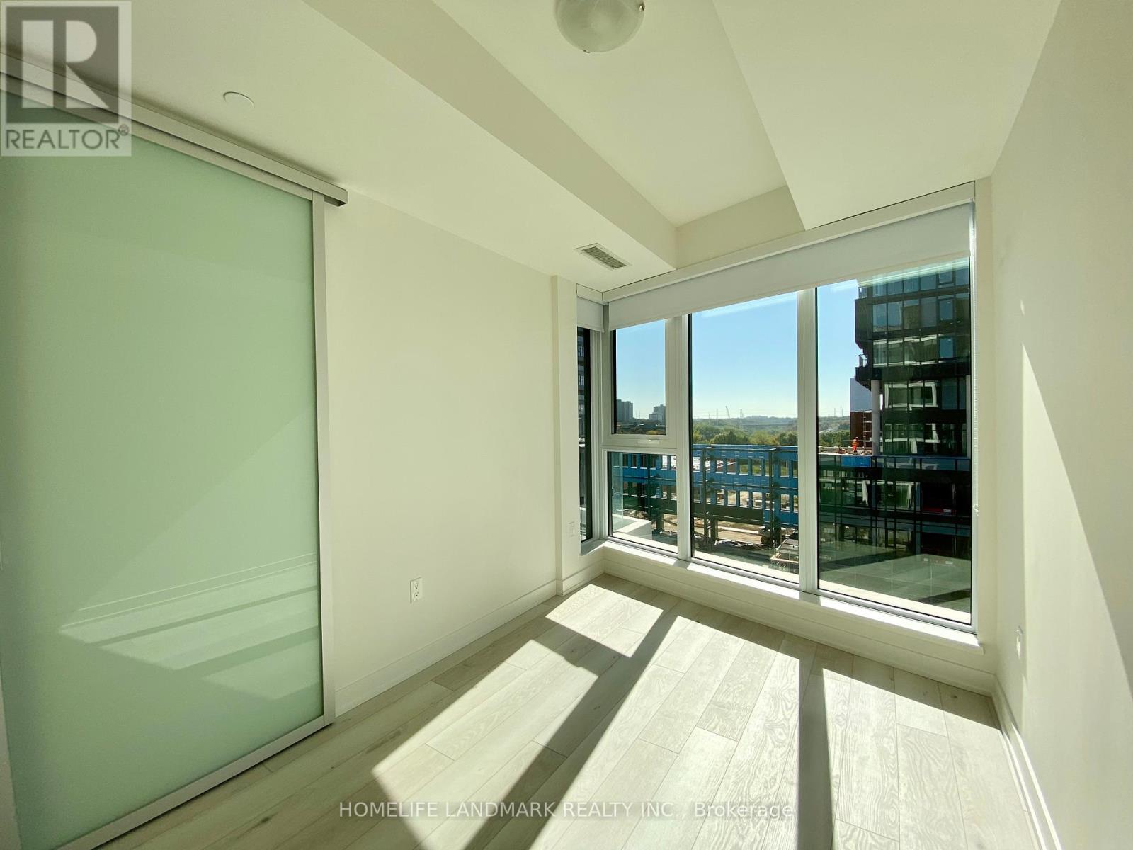 528 - 1 Kyle Lowry Road, Toronto, Ontario  M3C 0S6 - Photo 18 - C12448480