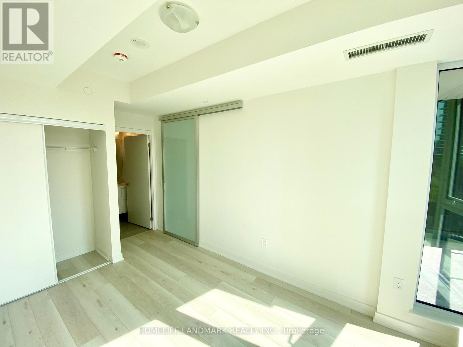 528 - 1 Kyle Lowry Road, Toronto, Ontario  M3C 0S6 - Photo 19 - C12448480