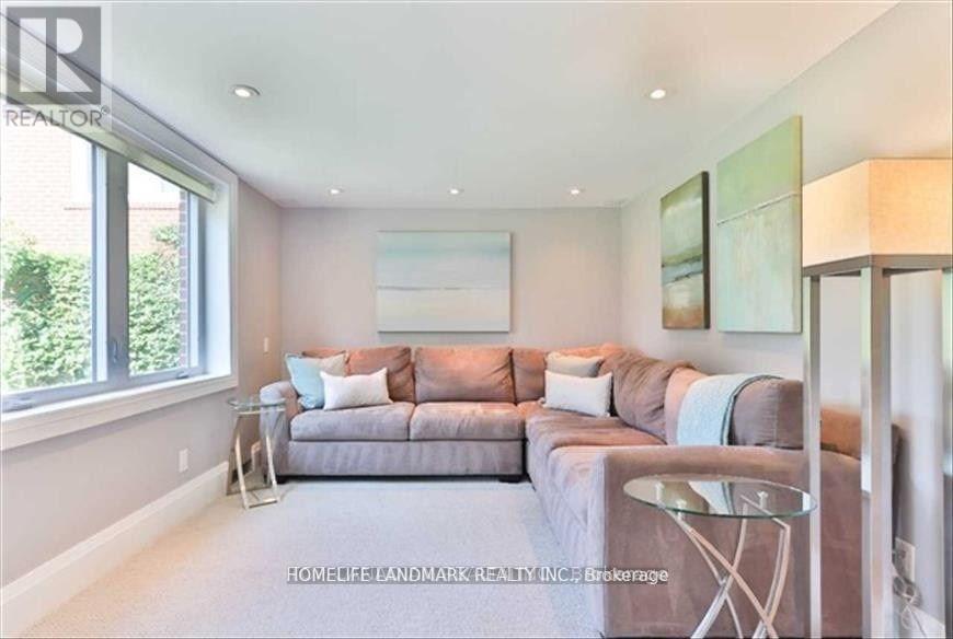 Bsmnt - 318 Betty Ann Drive, Toronto, Ontario  M2R 1B3 - Photo 2 - C12448481