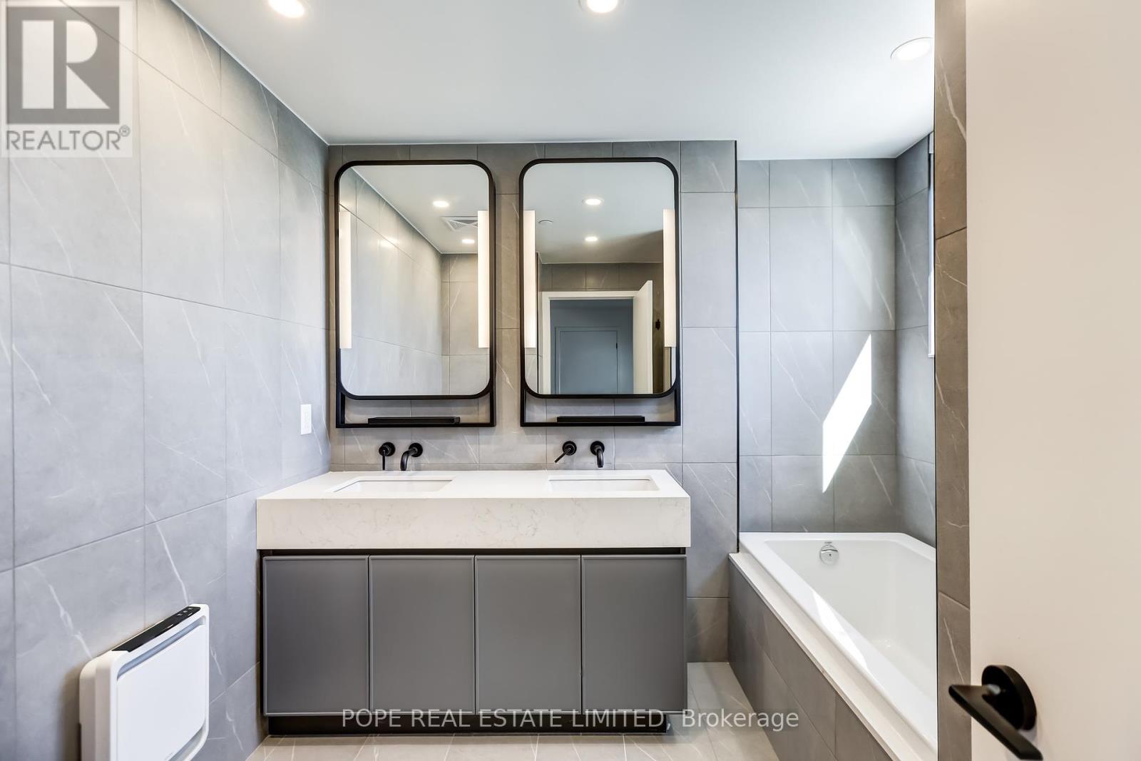 1104 - 1050 Eastern Avenue, Toronto, Ontario  M4L 0B7 - Photo 21 - E12448475