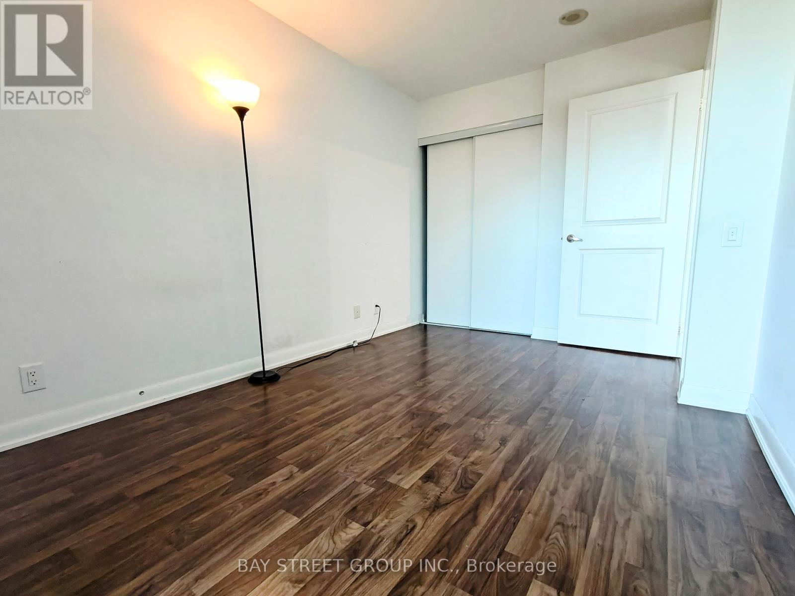 810 - 17 Anndale Drive, Toronto, Ontario  M2N 2W7 - Photo 18 - C12354812