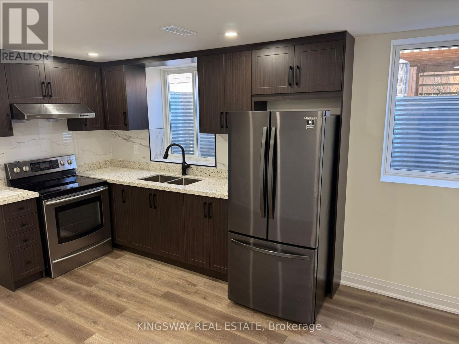 2111 Wilson Street, Innisfil, Ontario  L9S 0N8 - Photo 18 - N12448482