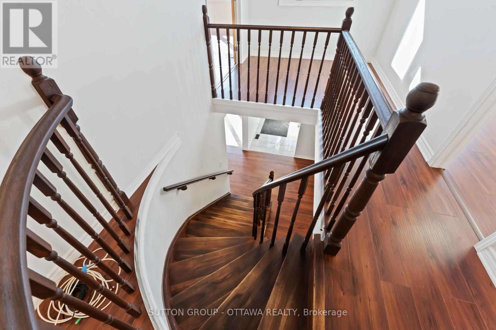 7 Castlethorpe Crescent, Ottawa, Ontario  K2G 5P6 - Photo 15 - X12448494