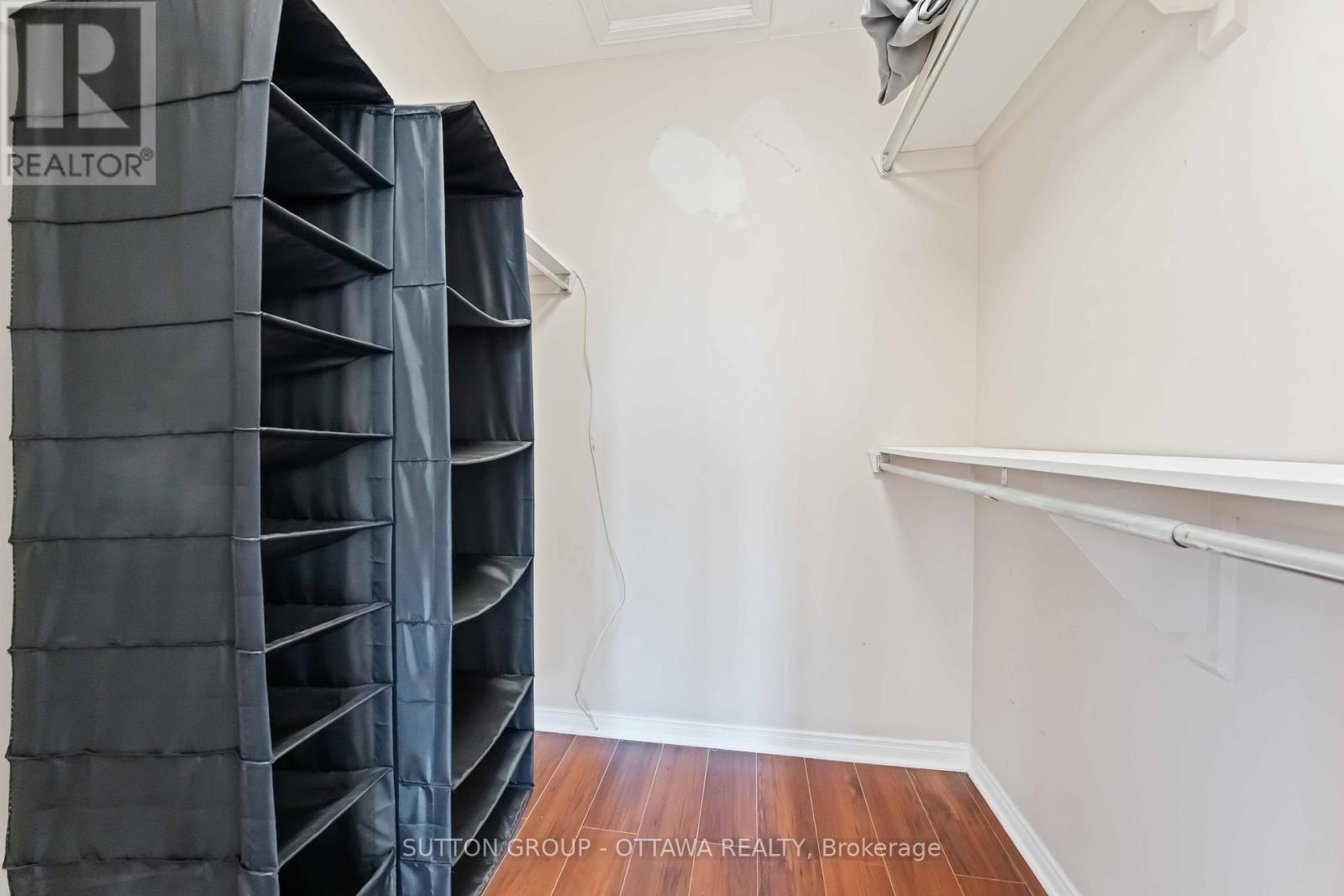 7 Castlethorpe Crescent, Ottawa, Ontario  K2G 5P6 - Photo 18 - X12448494