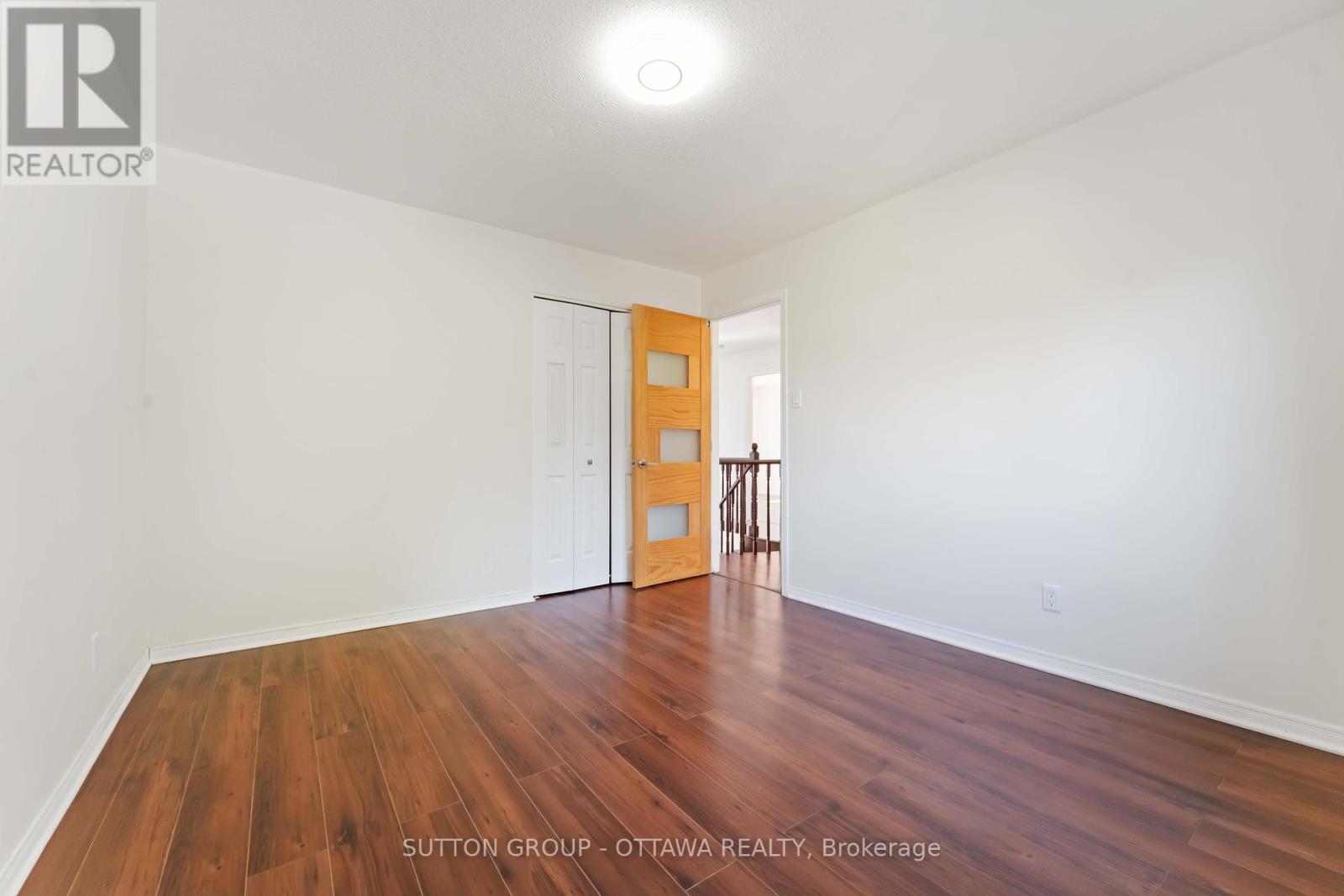 7 Castlethorpe Crescent, Ottawa, Ontario  K2G 5P6 - Photo 24 - X12448494