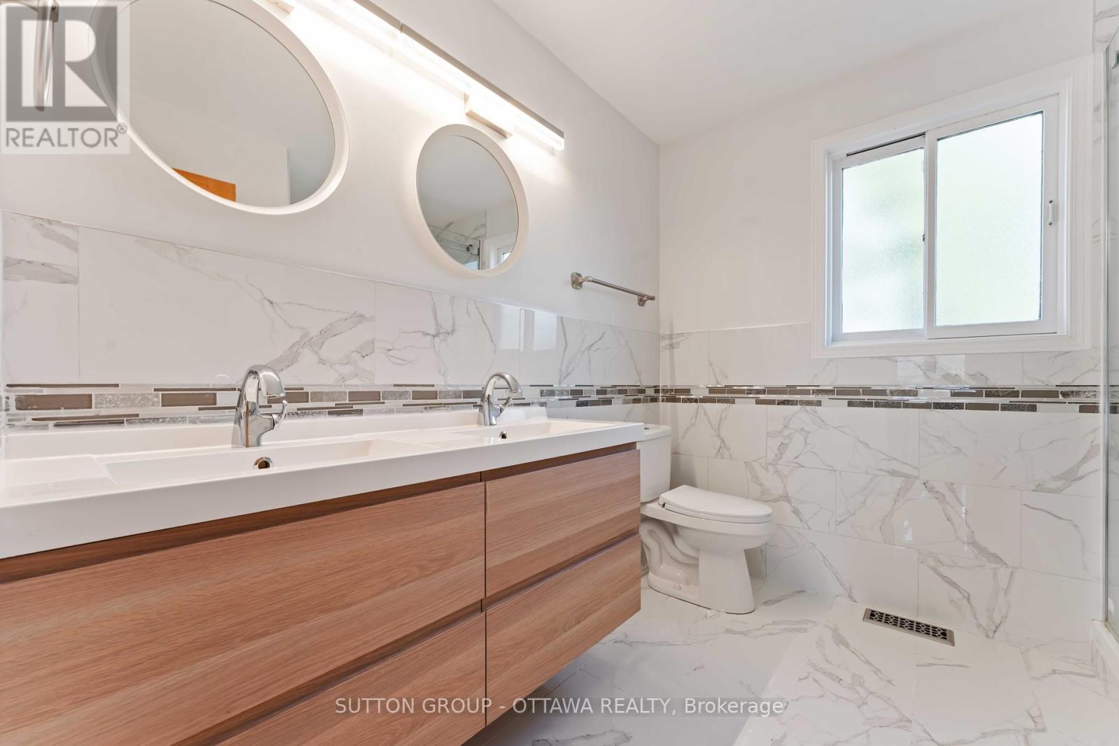 7 Castlethorpe Crescent, Ottawa, Ontario  K2G 5P6 - Photo 26 - X12448494
