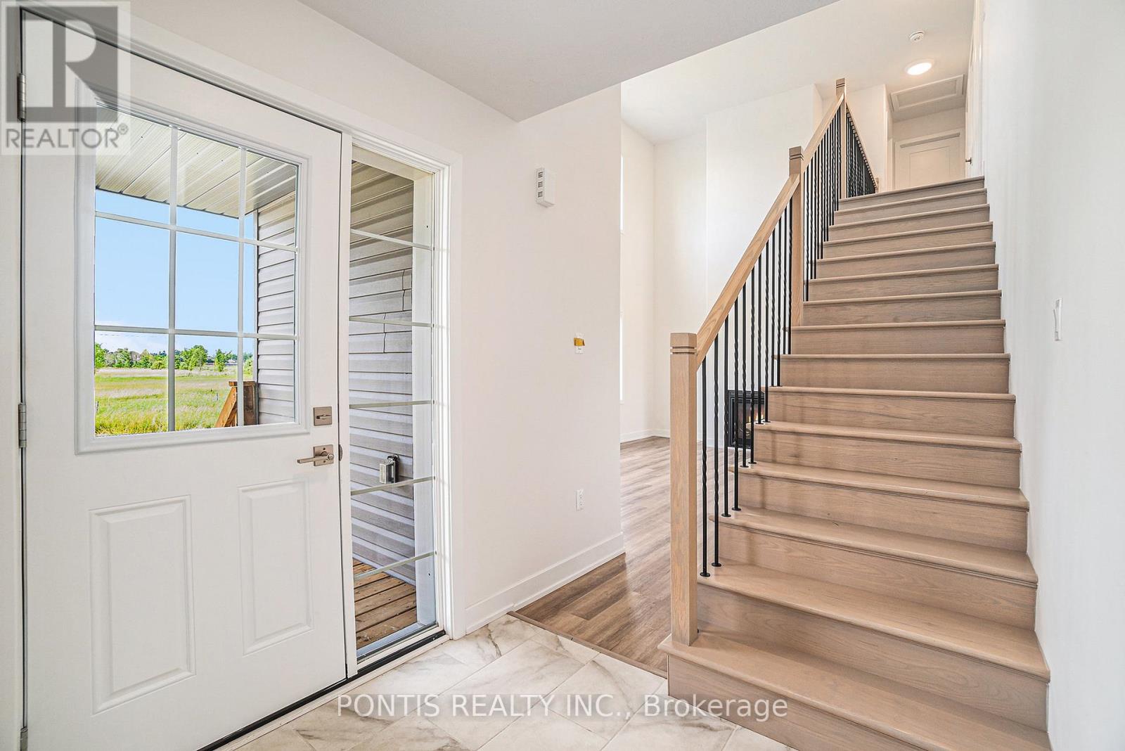 491 Sturgess Road, Montague, Ontario  K7A 4S7 - Photo 6 - X12448483
