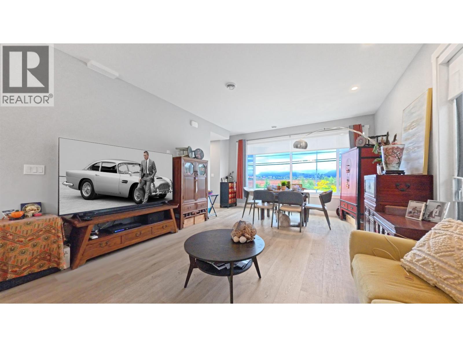 4 6017 No. 4 Road, Richmond, British Columbia  V6Y 0M1 - Photo 5 - R3055521