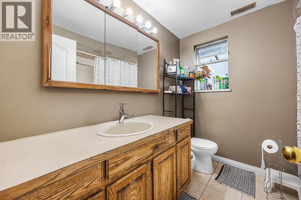 5453 Norfolk Street, Burnaby, British Columbia  V5G 1G3 - Photo 18 - R3055845