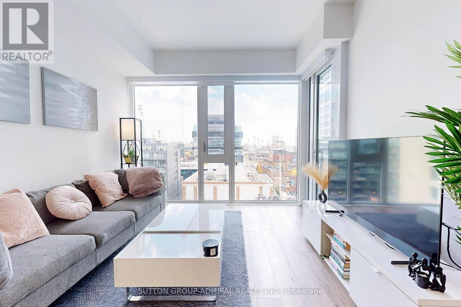 1412 - 158 Front Street E, Toronto, Ontario  M5A 0K9 - Photo 2 - C12448496