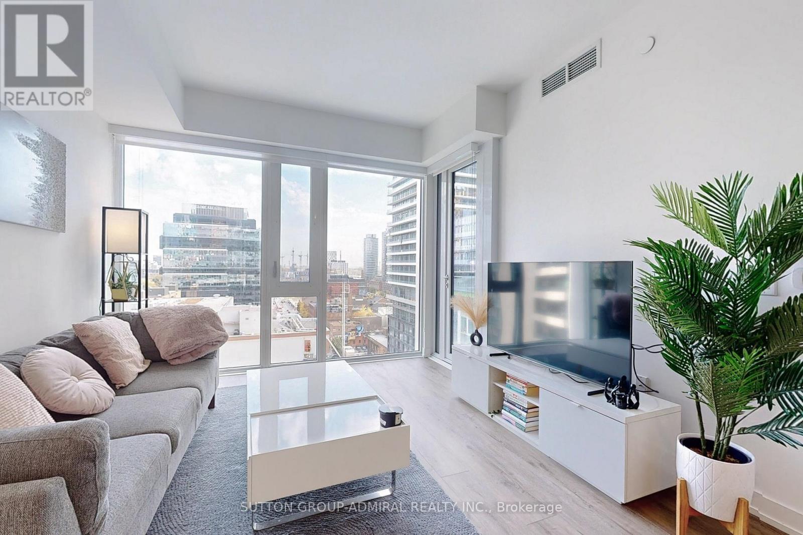 1412 - 158 Front Street E, Toronto, Ontario  M5A 0K9 - Photo 4 - C12448496