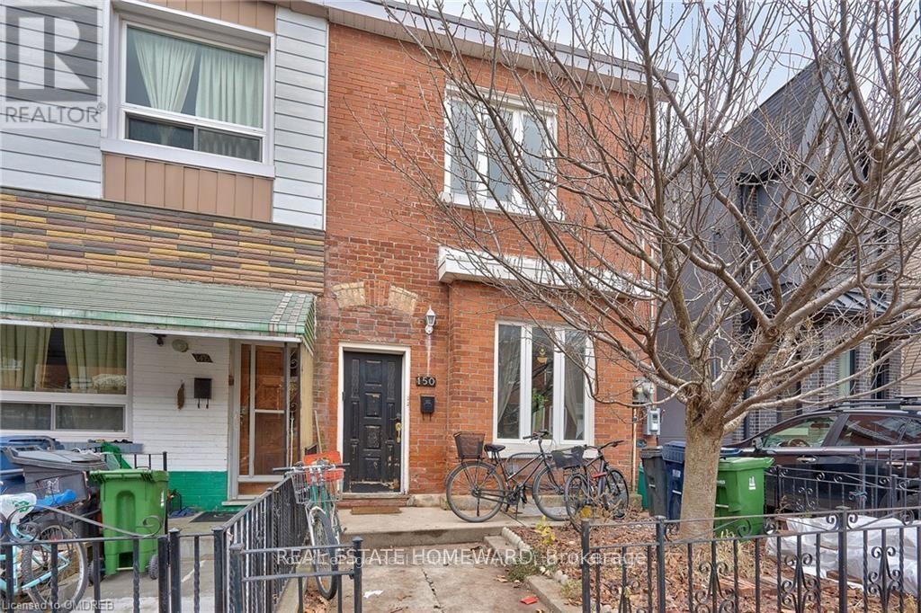 UPPER LEVEL - 150 MANNING AVENUE, Toronto, Ontario